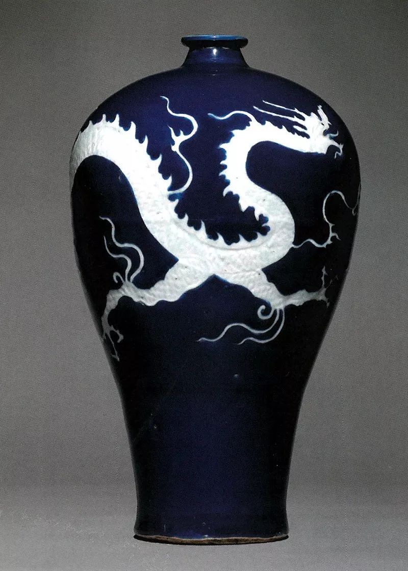 視頻 &middot; 幽藍神采、瓶中之王 --元青花云龍紋梅瓶 | 崇正18春拍